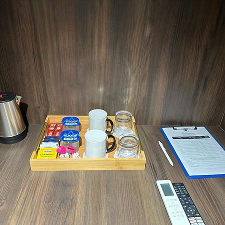 Hotel Europa Prishtina Пристина Екстериор снимка