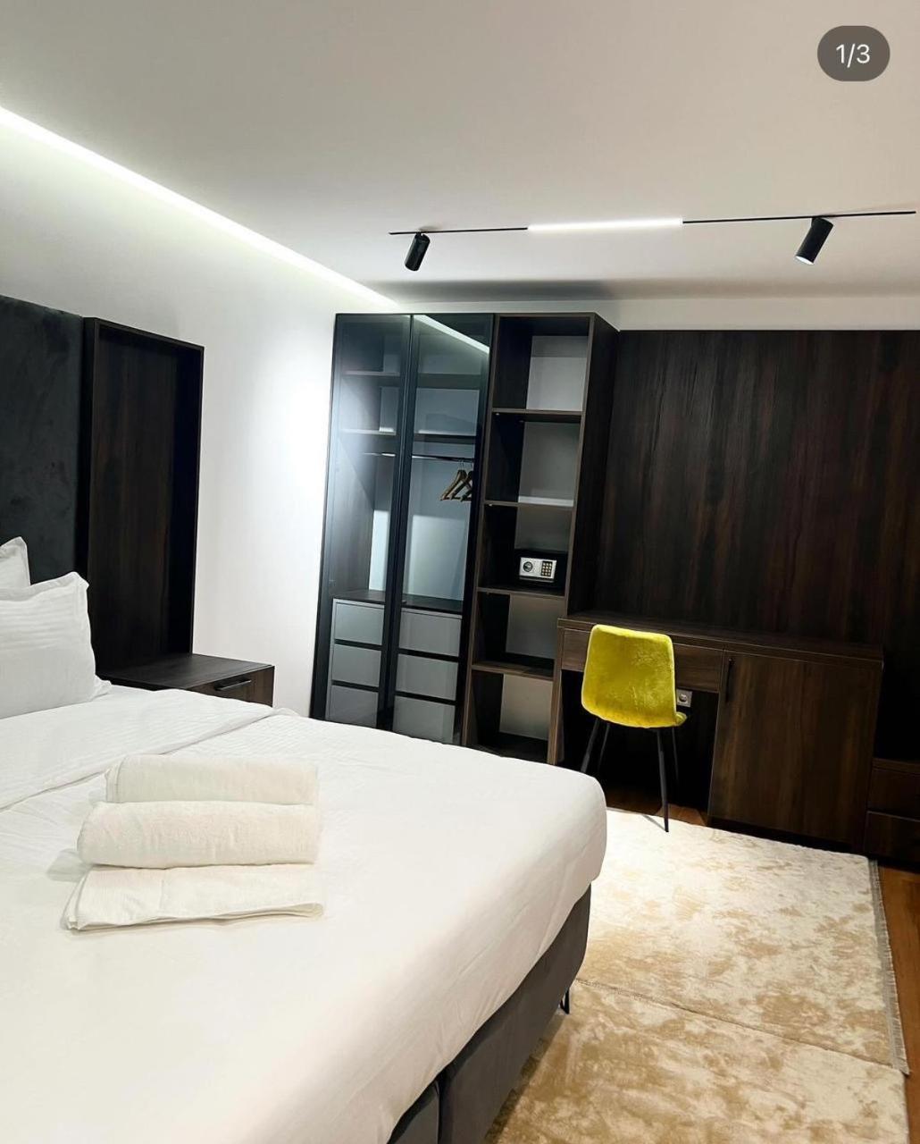 Hotel Europa Prishtina Пристина Екстериор снимка