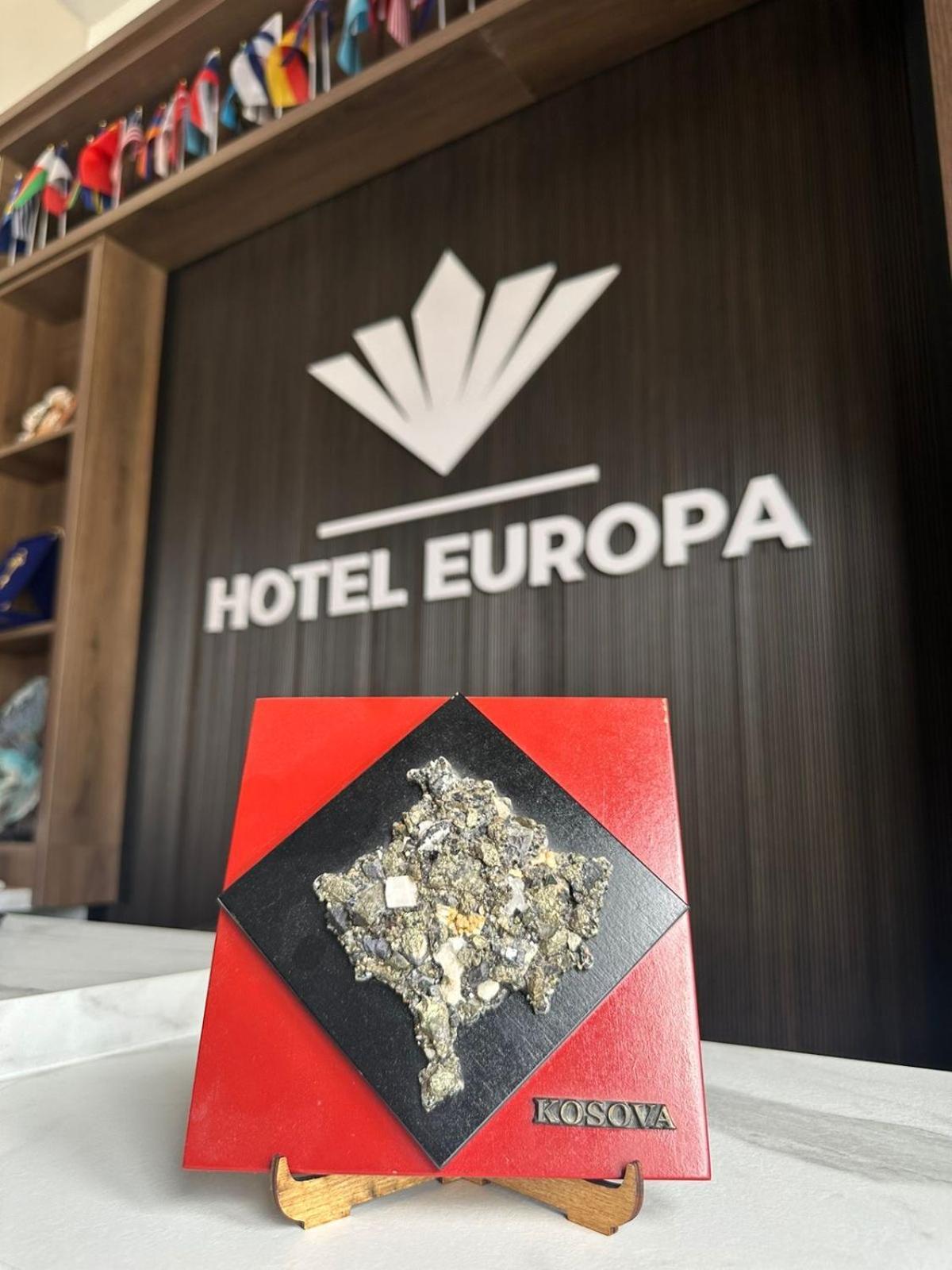 Hotel Europa Prishtina Пристина Екстериор снимка