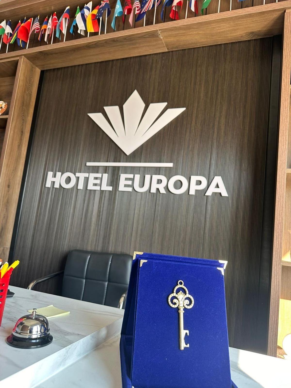 Hotel Europa Prishtina Пристина Екстериор снимка