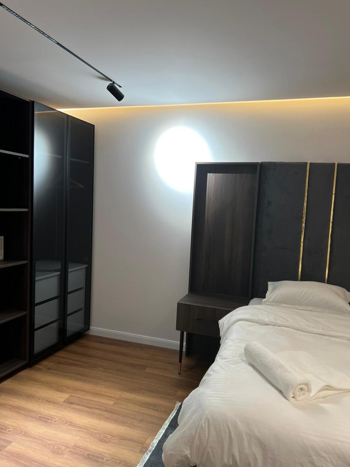 Hotel Europa Prishtina Пристина Екстериор снимка